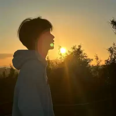 苍傲玉